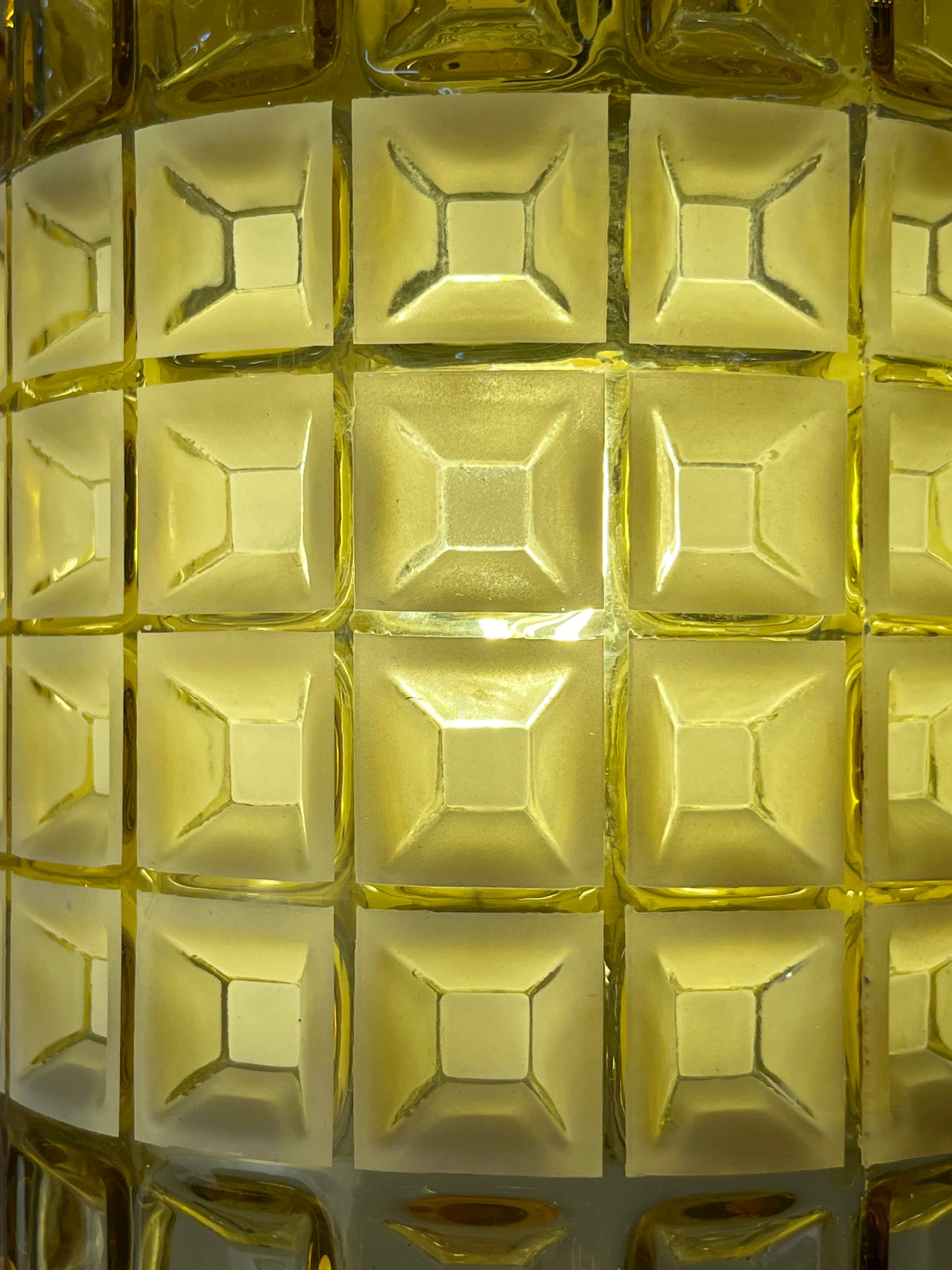 Hängelampe weiß gelb mit Waffelstruktur von Orrefors