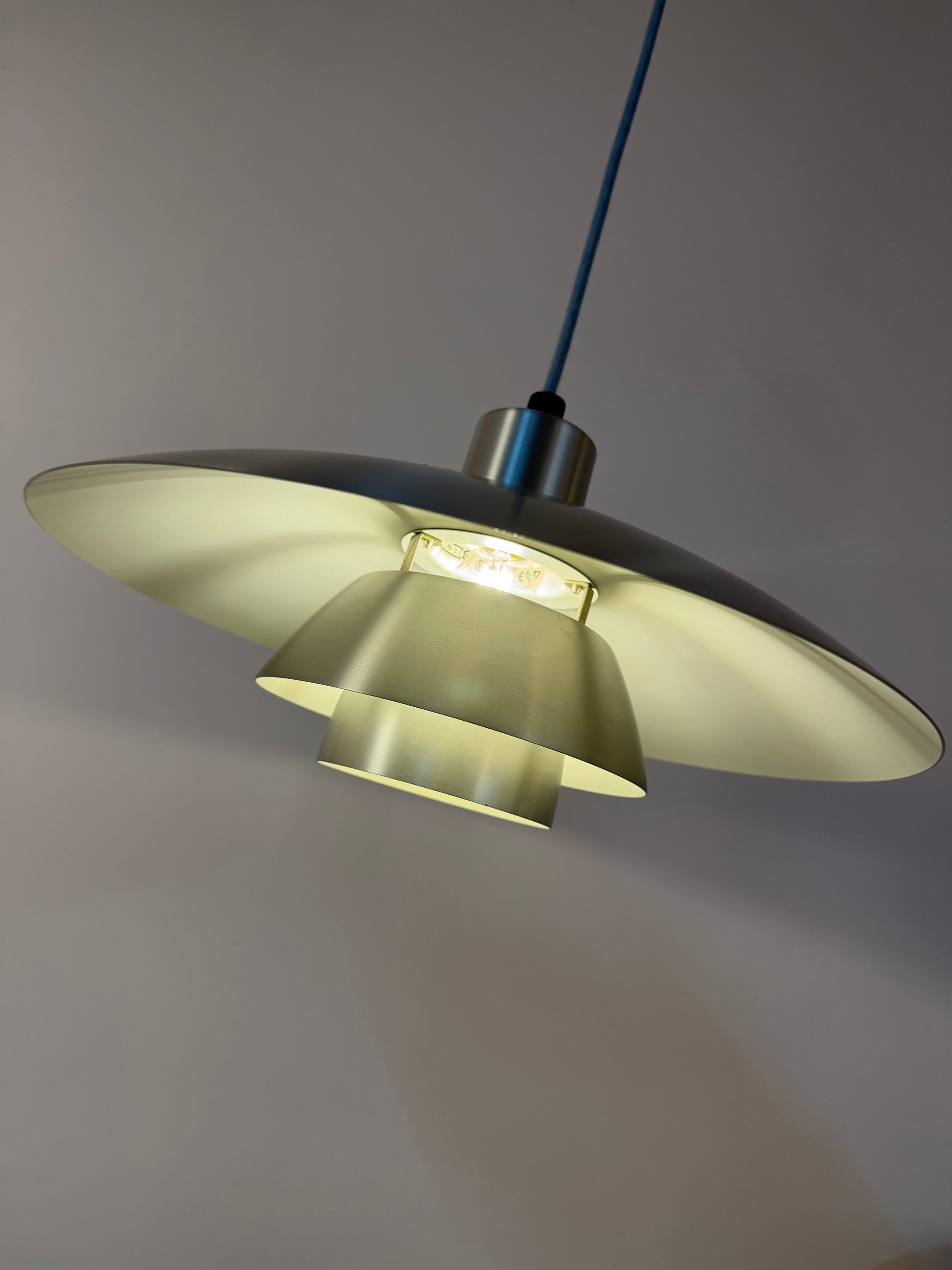Lamellenlampe PH4/3 silber gebürstet von Poul Henningsen für Louis Poulsen