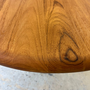 Ovaler Esstisch Teak mit neuem Tischgestell Glostrup