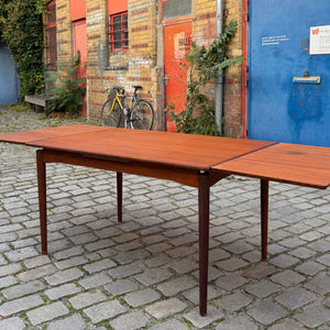 Ausziehbarer Esstisch Teak aus Dänemark
