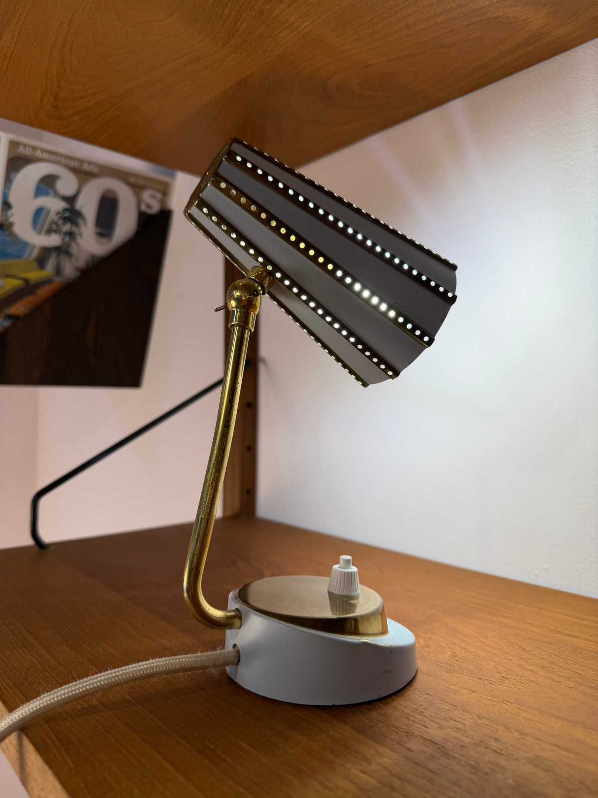 Tischlampe creme Messing von Robert Pfäffle