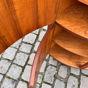 Eckschrank Teak mit Schloss aus Dänemark