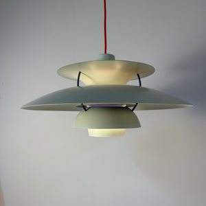 Lamellenlampe PH5 weiß von Poul Henningsen für Louis Poulsen