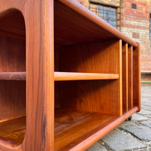 Rollwagen für Schallplatten Teak aus Dänemark