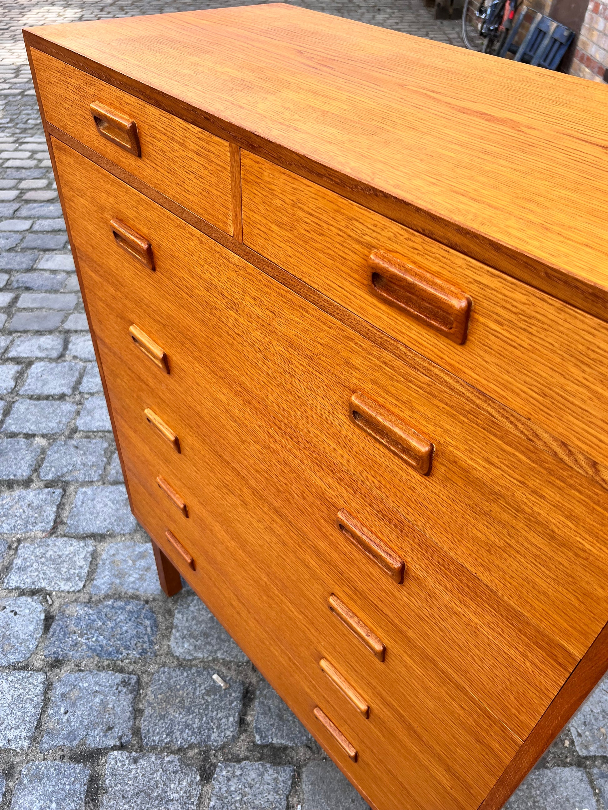 Tallboy Kommode Eiche mit Doppelgriffen von Holger Jensen für FDB Møbler