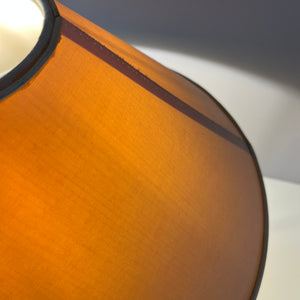 Tischlampe Backgammon Opal schwarz von Holmegaard