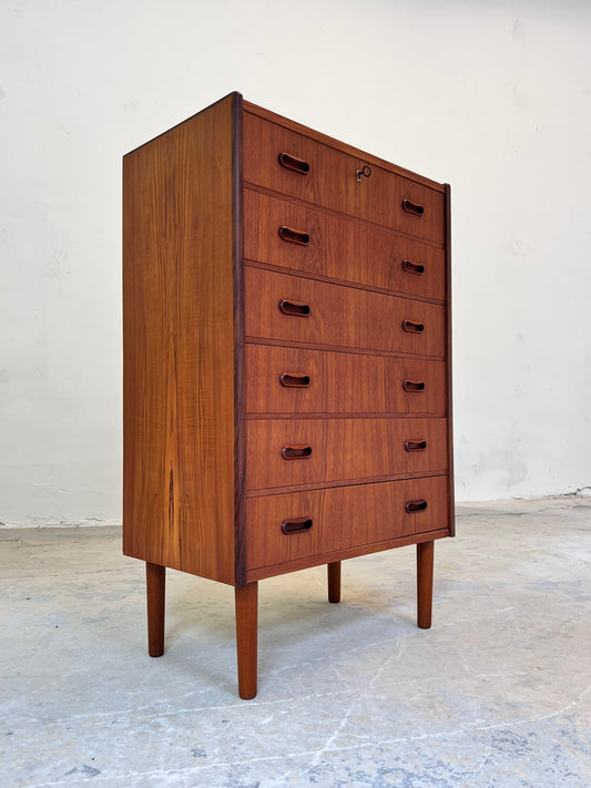 Kommode Teak mit Schloss aus Dänemark