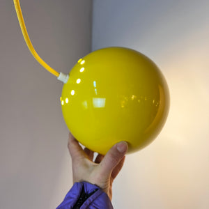 Kugellampe gelb aus Dänemark