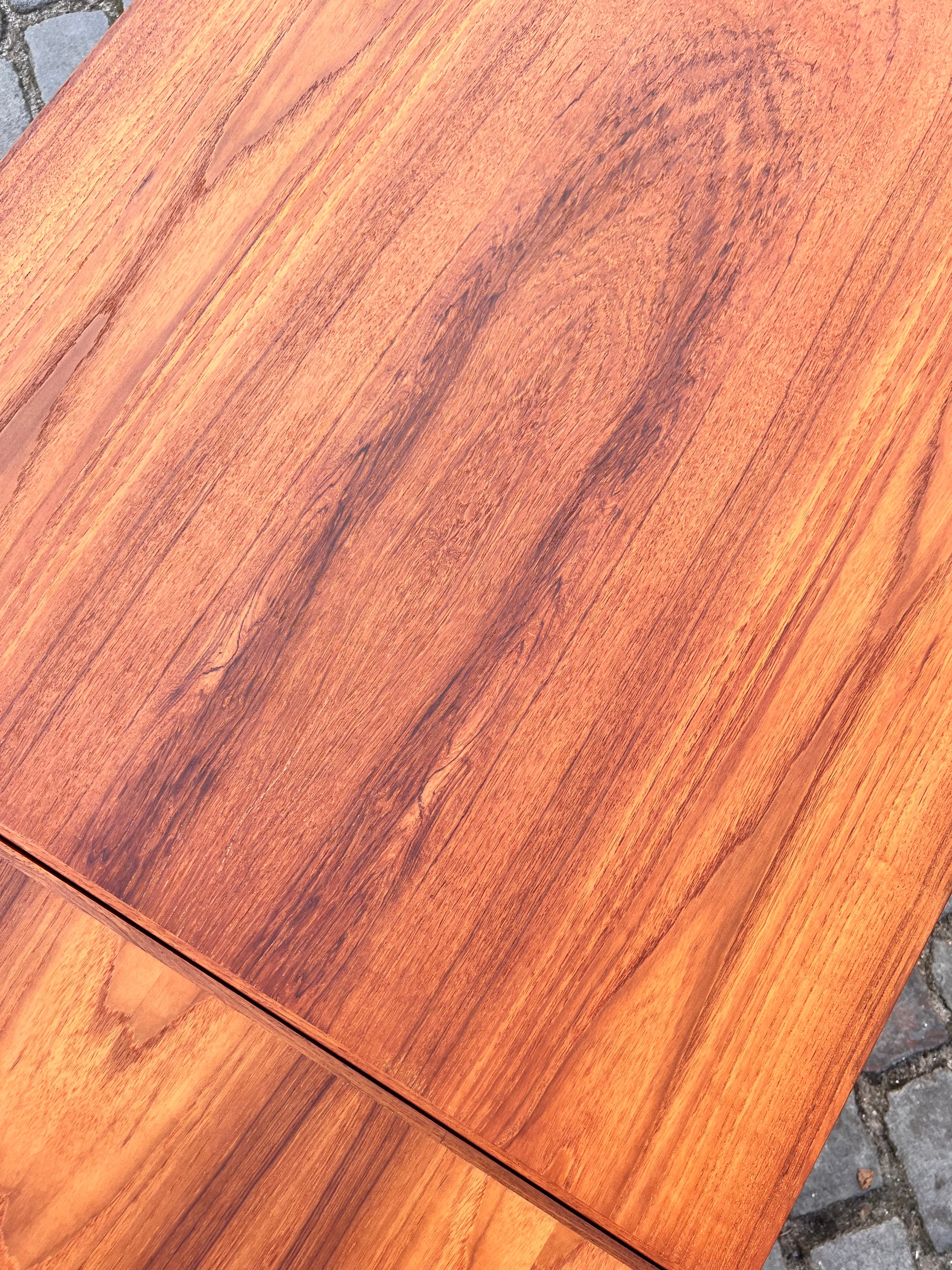 Kleiner ausziehbarer Esstisch Teak aus Dänemark