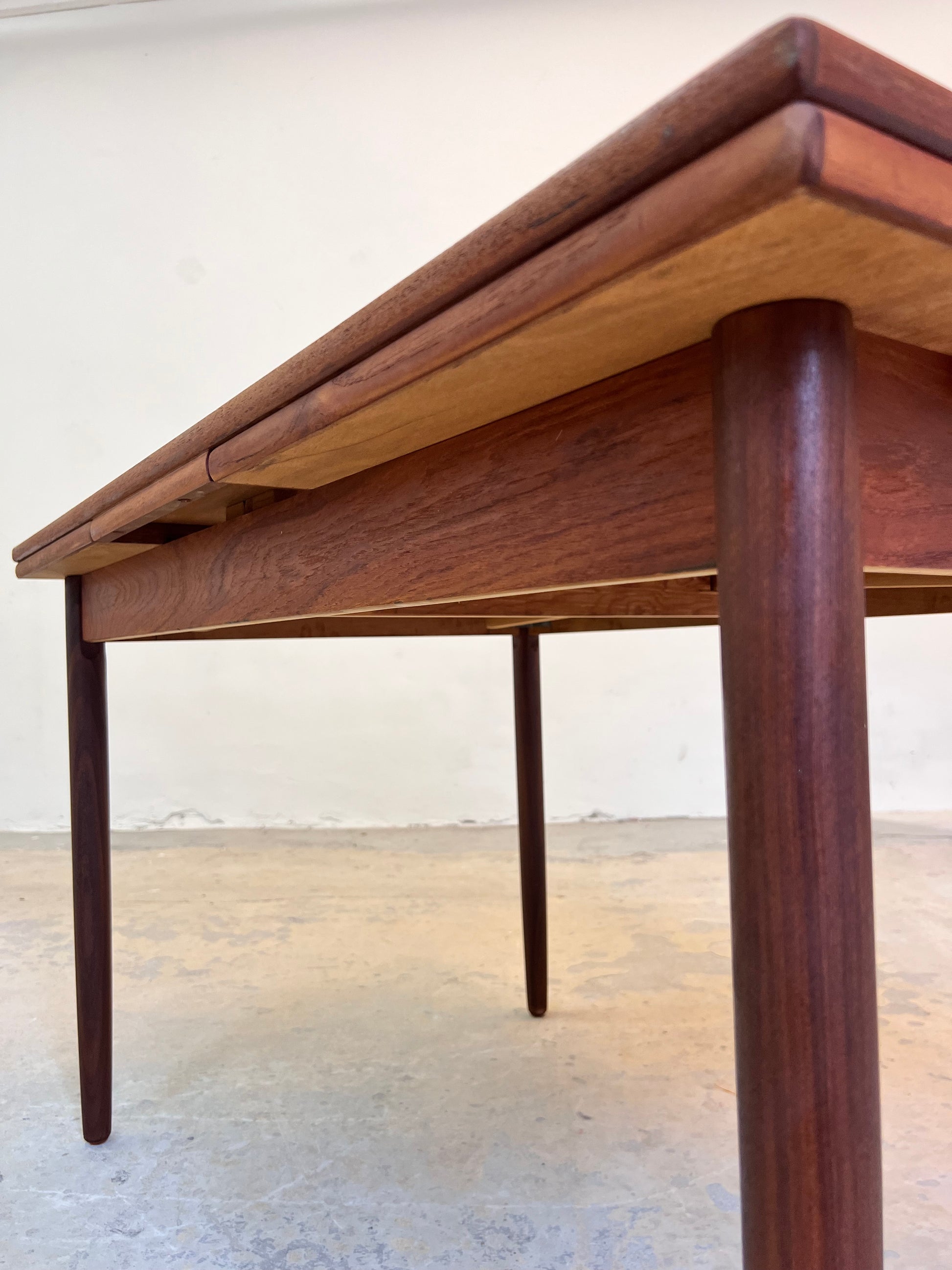 Ausziehbarer Esstisch Teak aus Dänemark