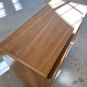 Schrank mit Auszug von Hellerau