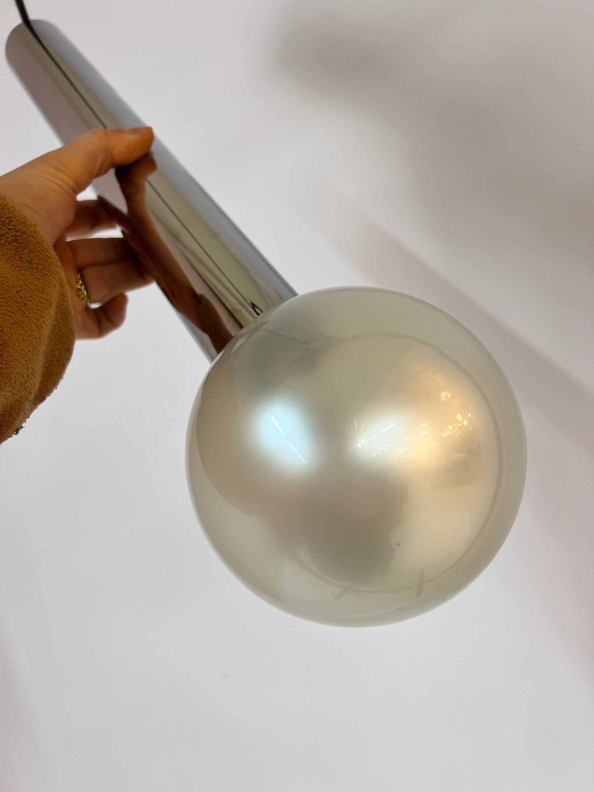 Hängelampe Big Globe Perlmutt Chrom von Motoko Ishii für STAFF
