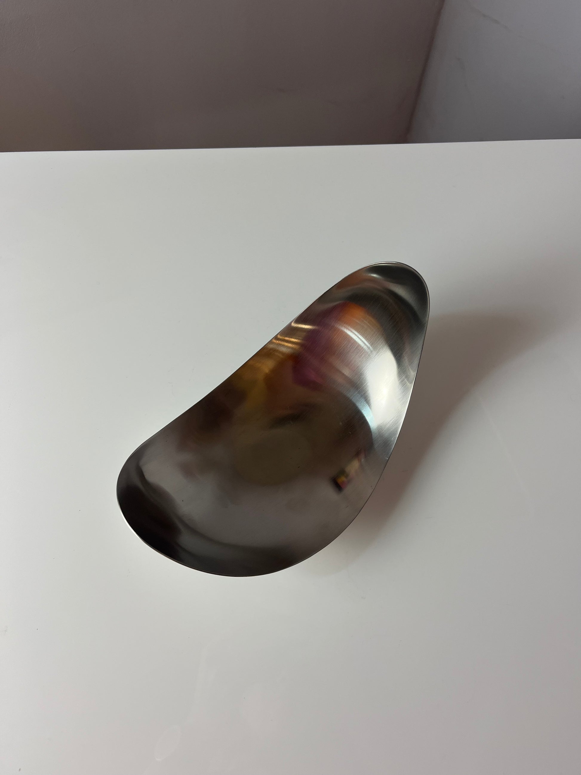 Servierschalen Leaf groß von Helle Damkjær für Georg Jensen