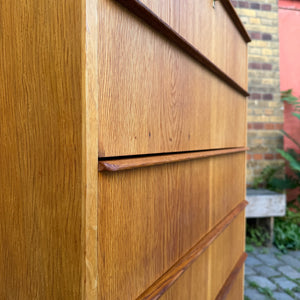 Tallboy Kommode Eiche mit Schloss aus Dänemark