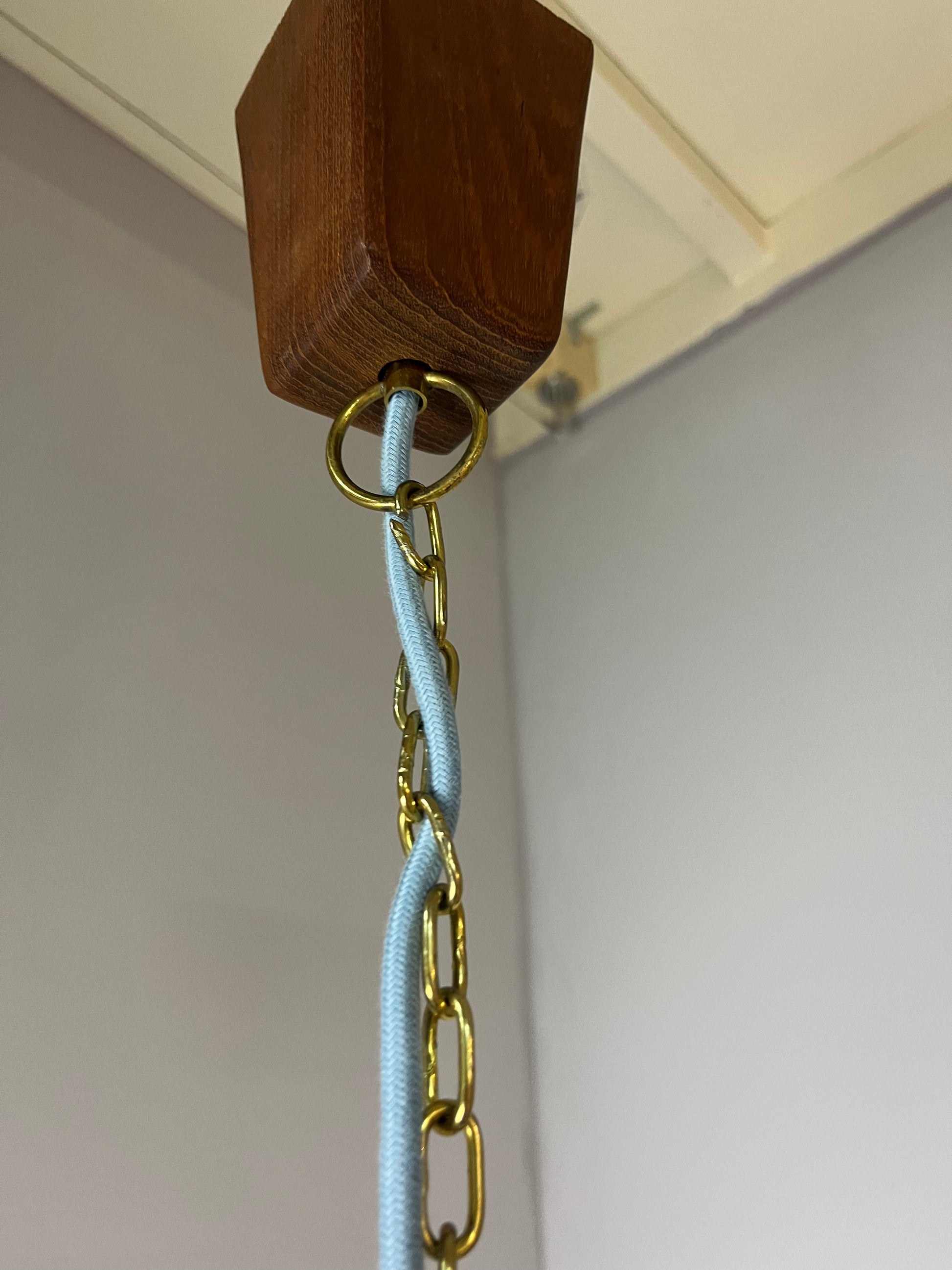 Hängelampe Glas Messing mit Kette aus Dänemark