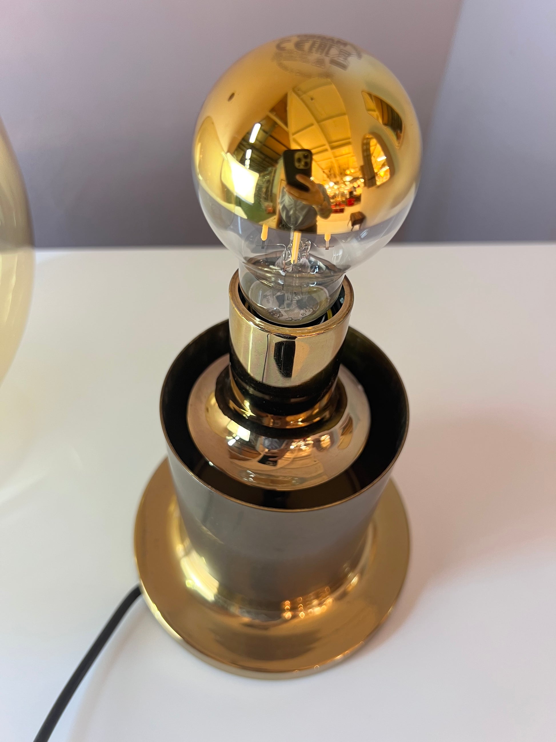 Tischlampe Messing Glas mundgeblasen