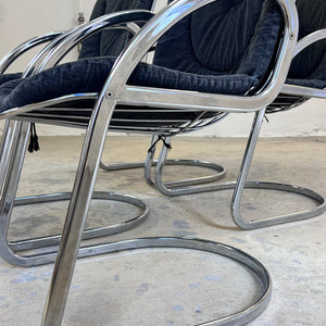 Freischwinger grau Cord Chrom von Gastone Rinaldi