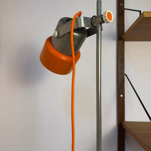 Stehlampe orange Chrom von AKA Werke