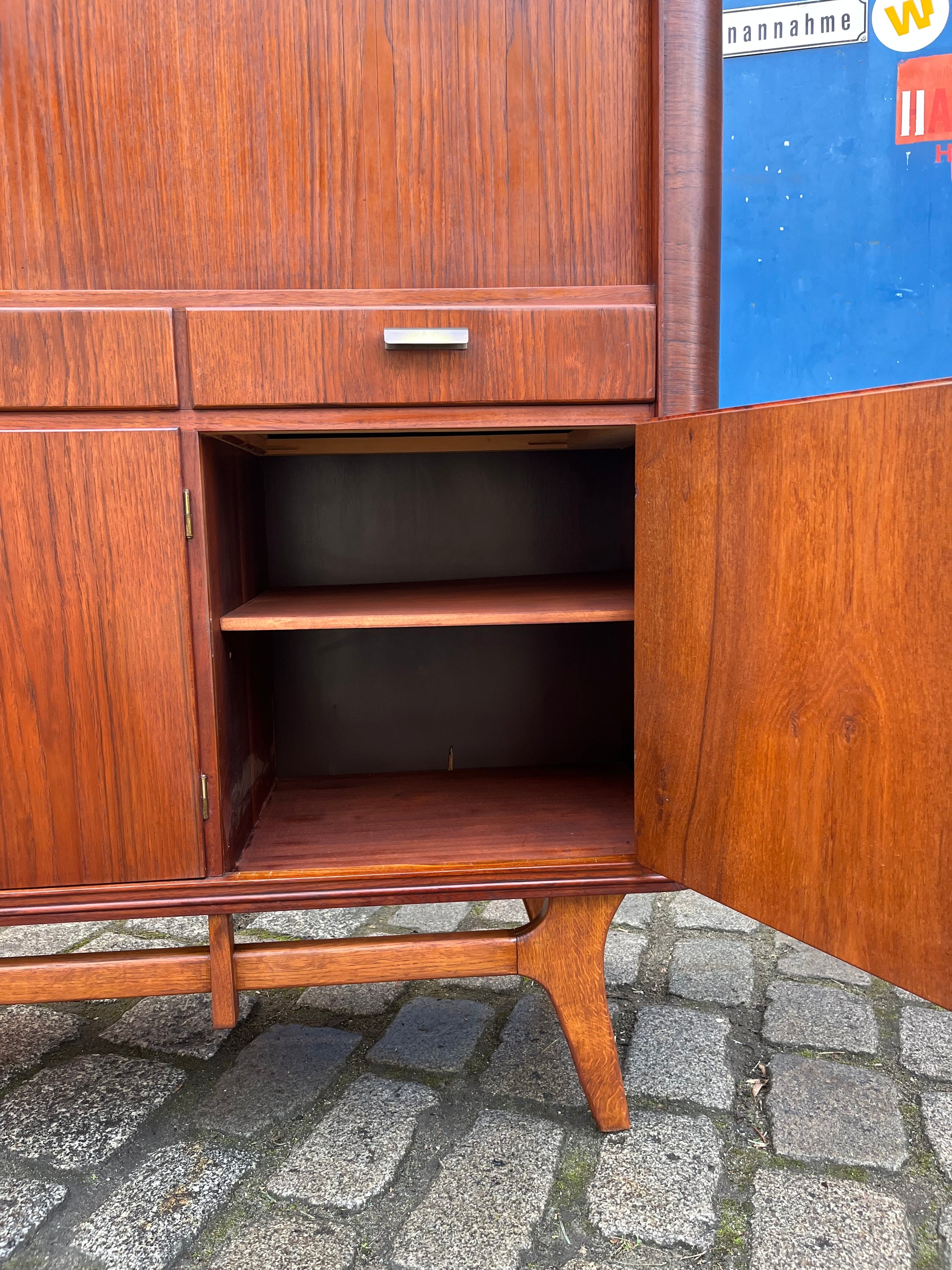 Highboard Teak mit Jalousietüren aus Dänemark