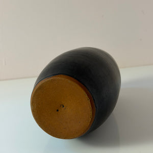 Vase anthrazit mit Eisenglasur