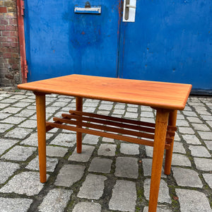 Couchtisch Teak mit Ablage aus Dänemark