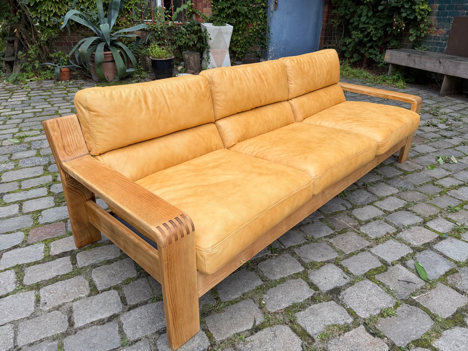 3-Sitzer Sofa gelb Echtleder Holz von Rolf Benz