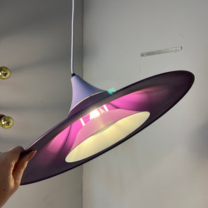 Trichterlampe lila flieder neu lackiert aus Dänemark
