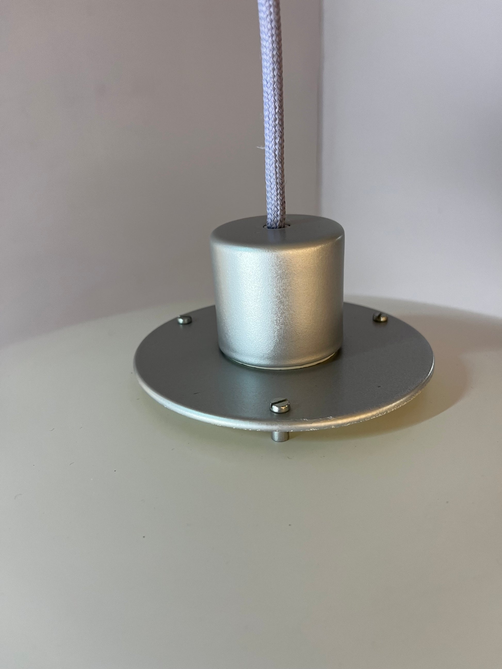 Lamellenlampe weiß silber von Design Light