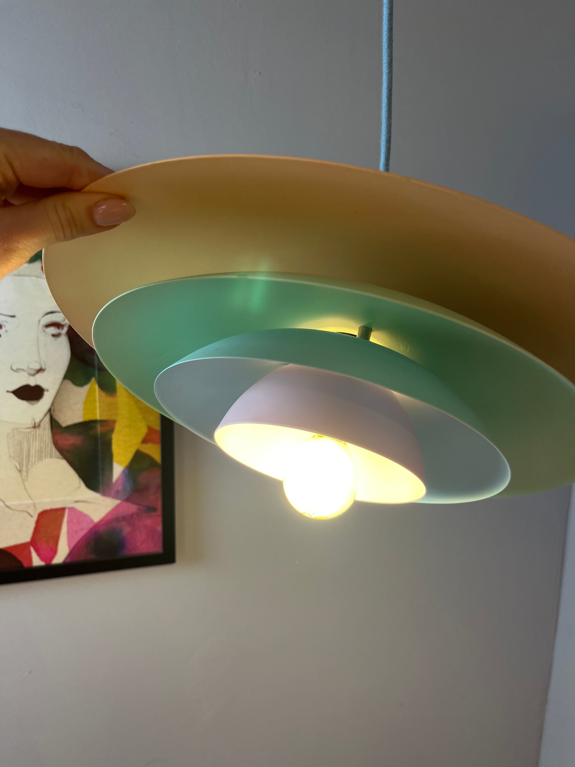 Lamellenlampe neu lackiert Peach Pastell