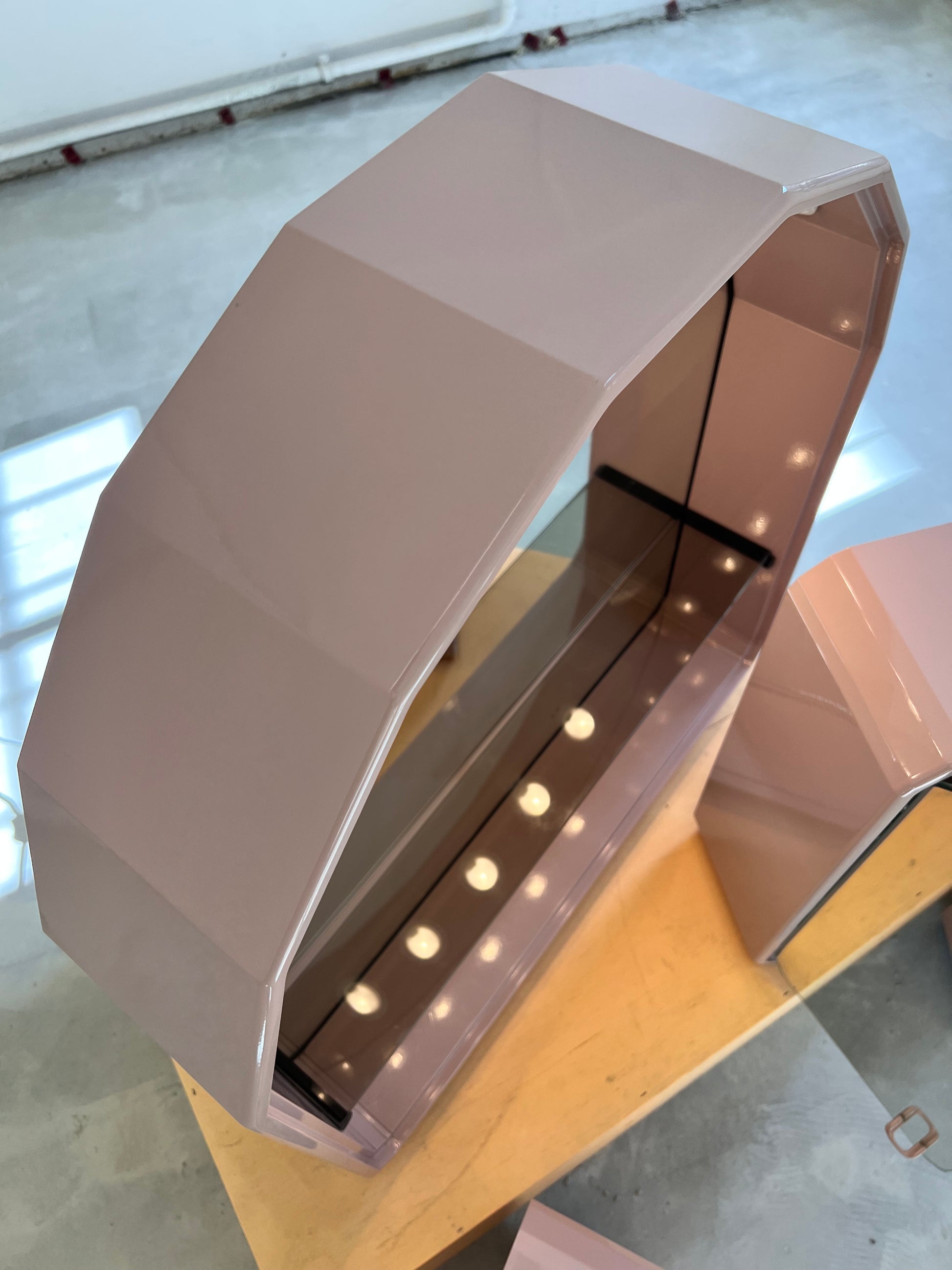 Set: Spiegelschrank rosa von Duscholux
