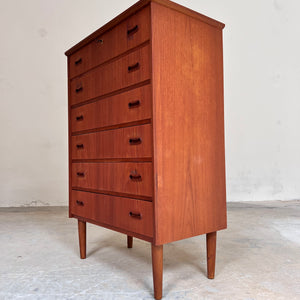 Kommode Teak mit Schloss aus Dänemark