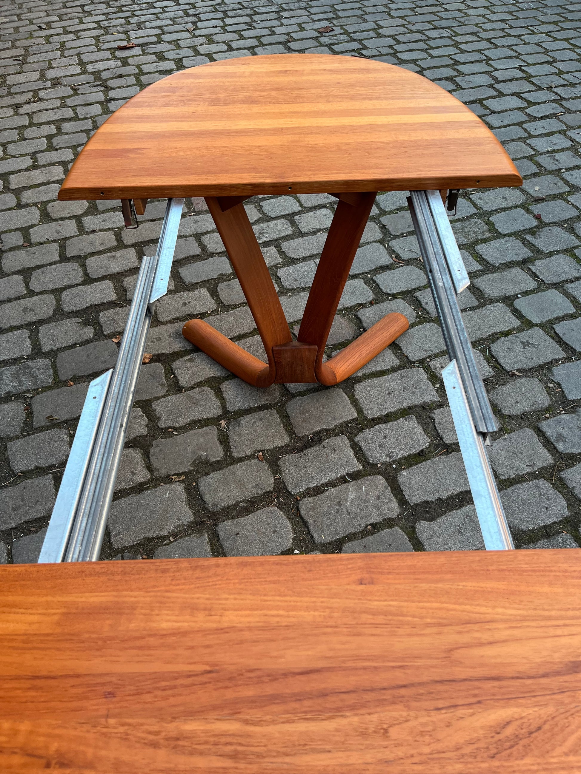 Ovaler ausziehbarer Esstisch Teak von Snedkergaarden