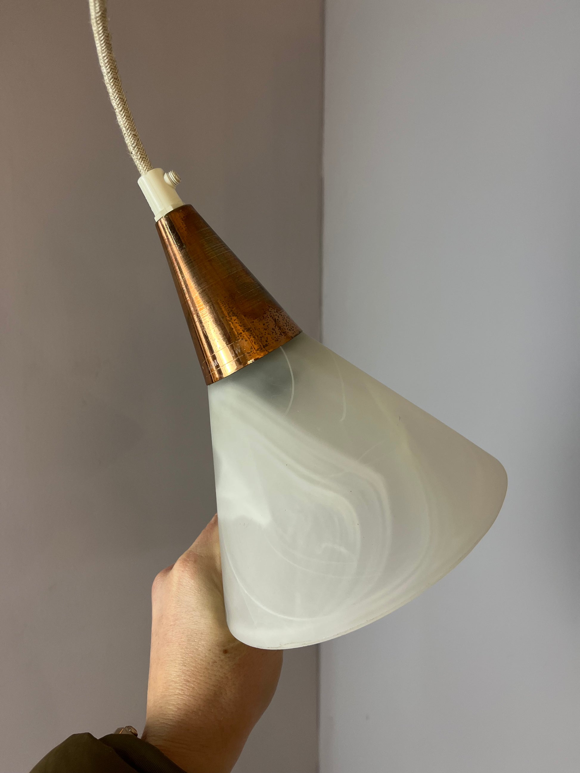 Hängelampe marmoriertes Glas Kupfer