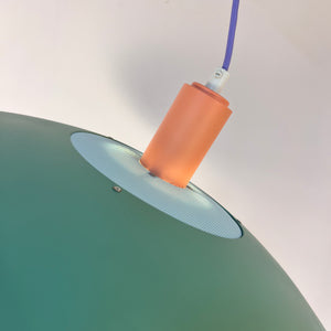 Lamellenlampe neu lackiert, Dänemark