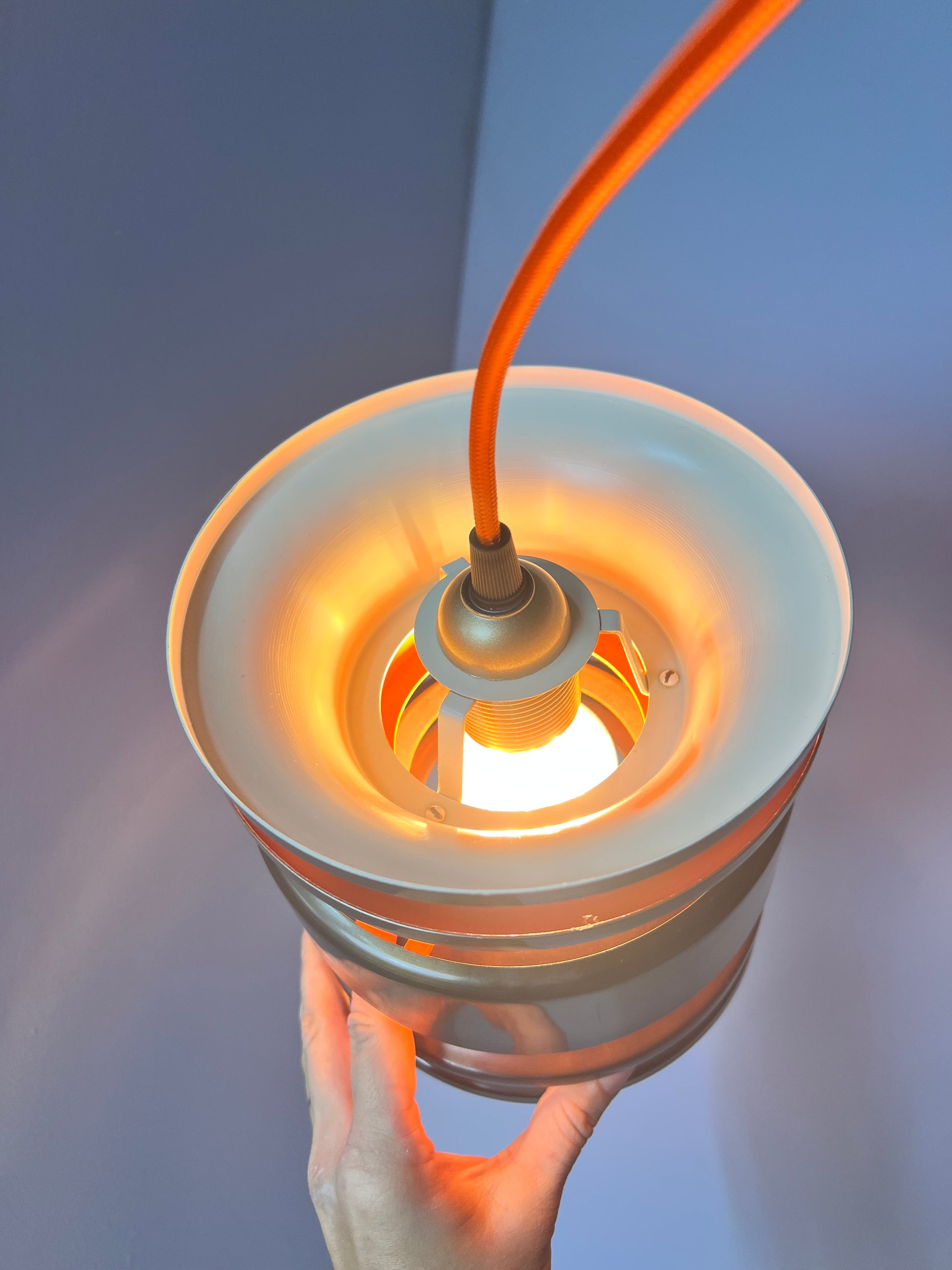 Hängelampe anthrazit orange von Carl Thore