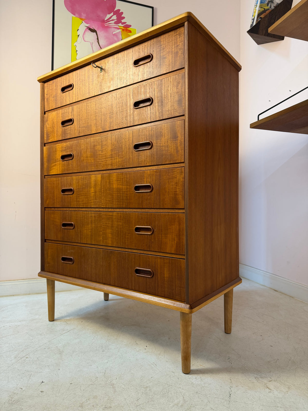Kommode Teak mit Schloss aus Dänemark