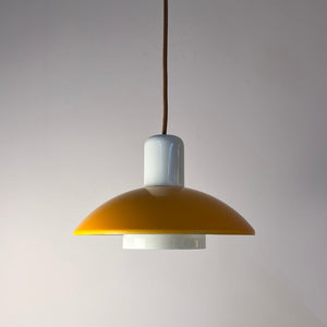 Lamellenlampe Typ 827 teils neu lackiert gelb weiß von Horn