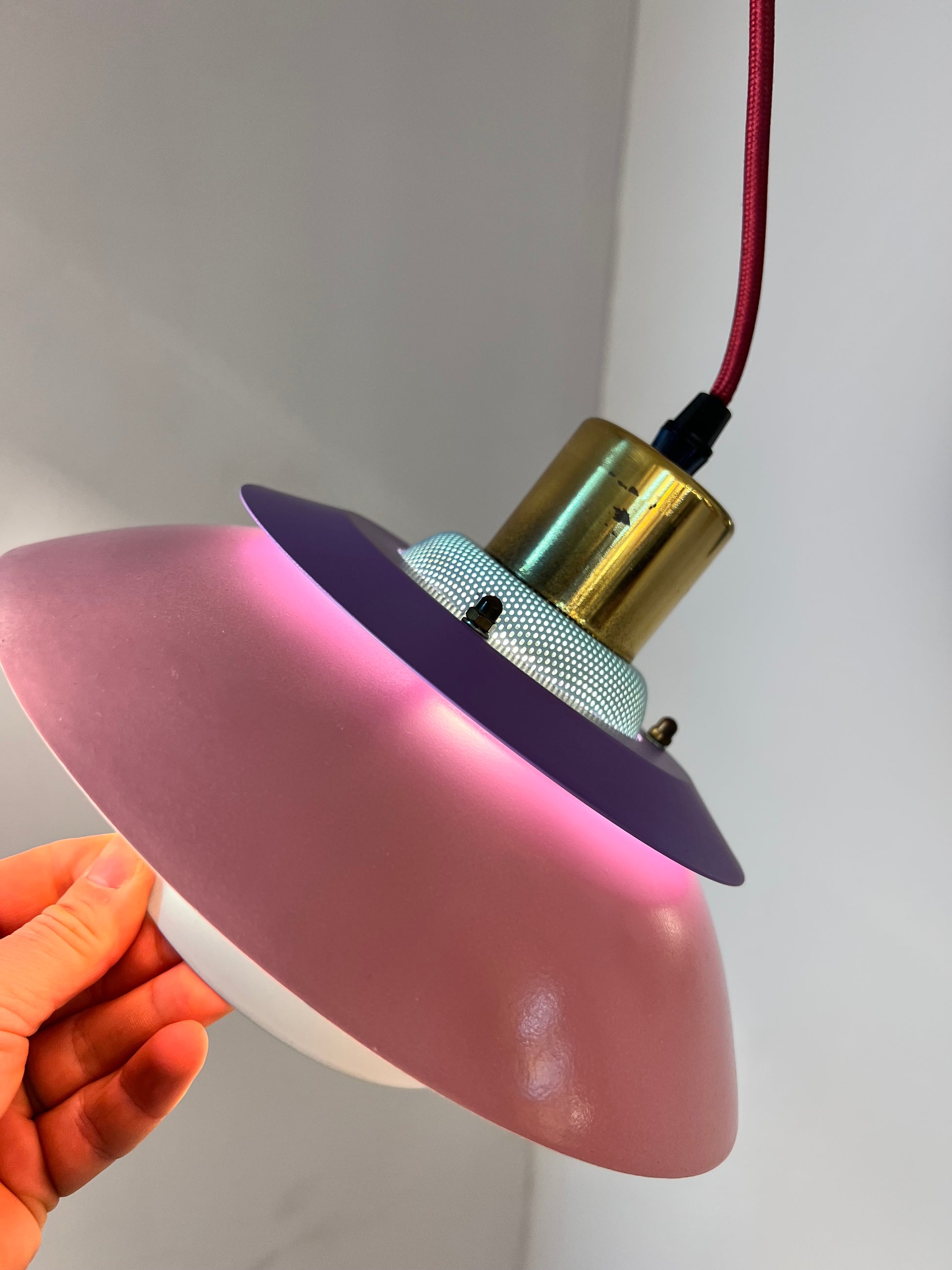 Lamellenlampe neu lackiert mint rosa lila aus Dänemark