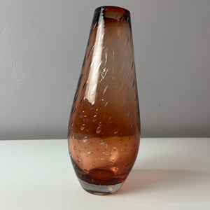 Vase orangebraun mit Einschlüssen