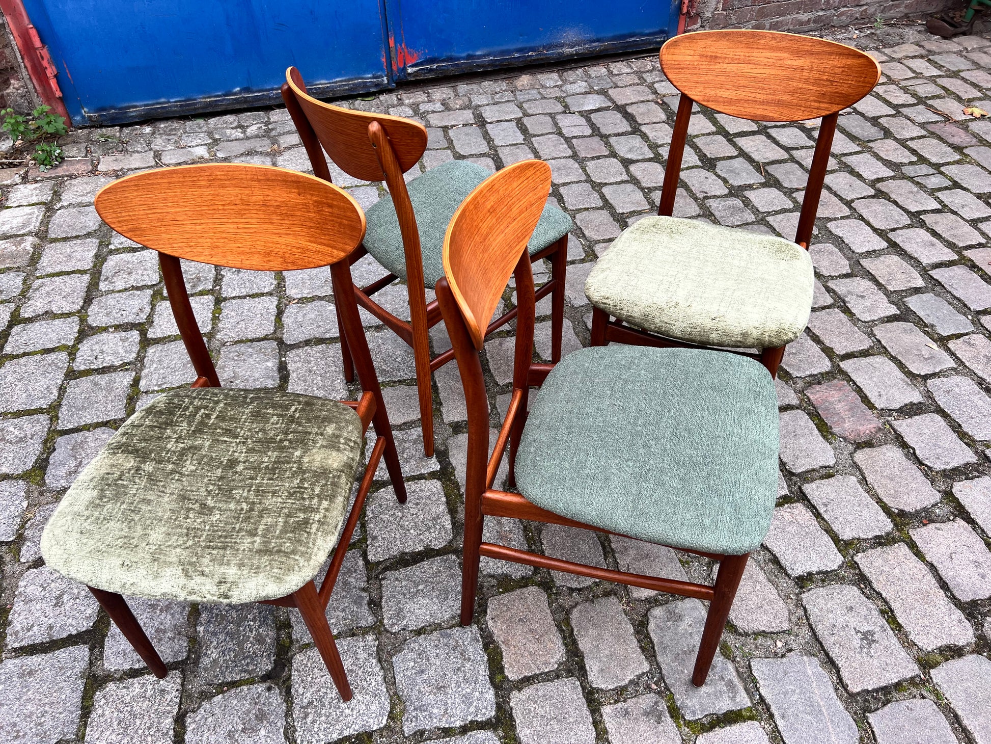 Set: 4x Esszimmerstuhl grün Teak