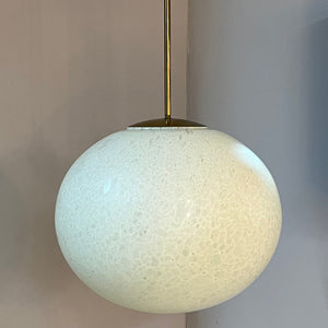 Kugellampe weiß Glas Messing von Peill & Putzler