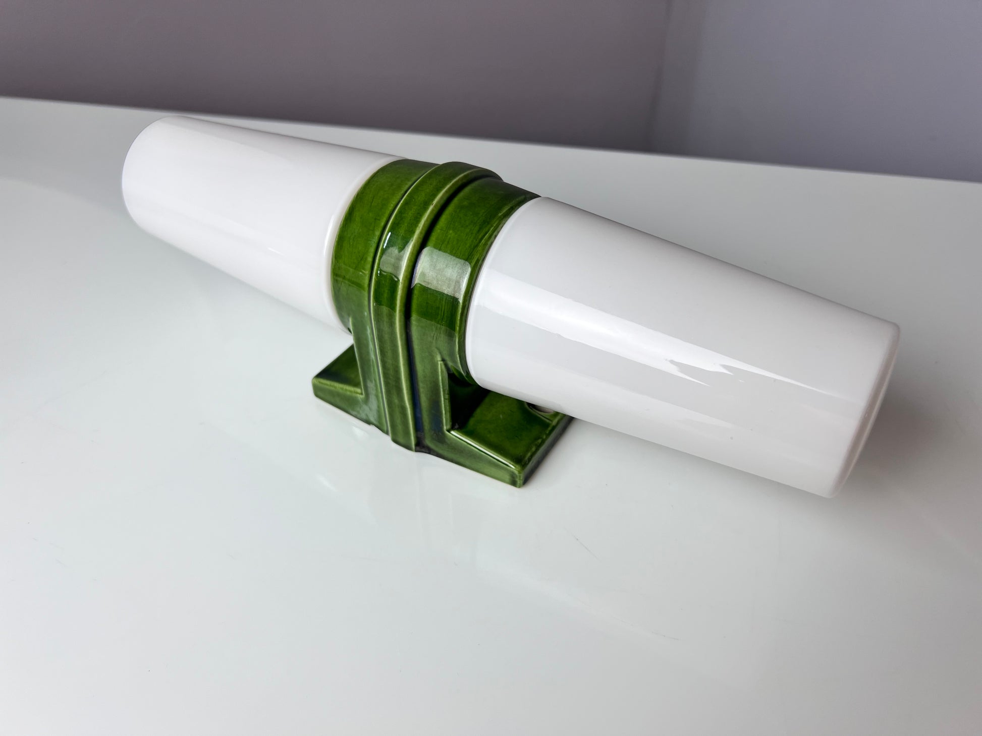 Wandlampe grün von Sigvard Bernadotte für Ifö