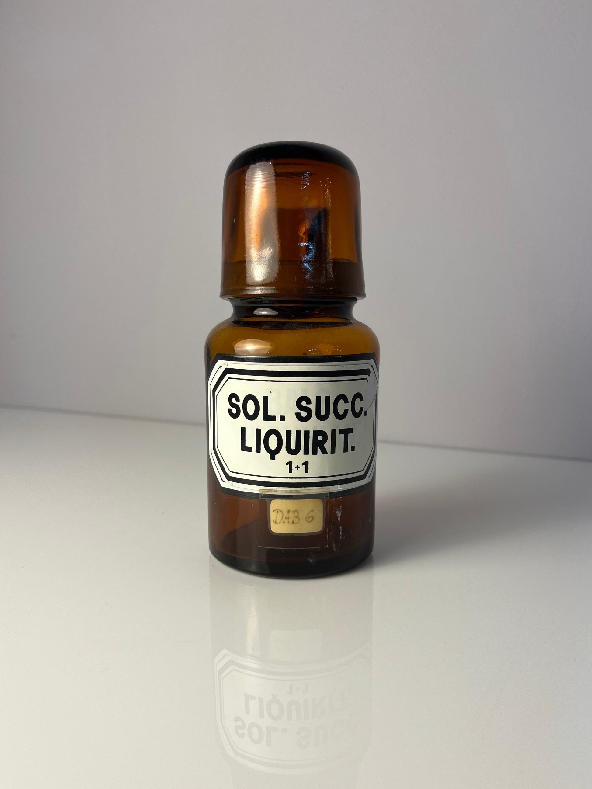 Apothekerglas Sol. Succ. Liquirit. braun