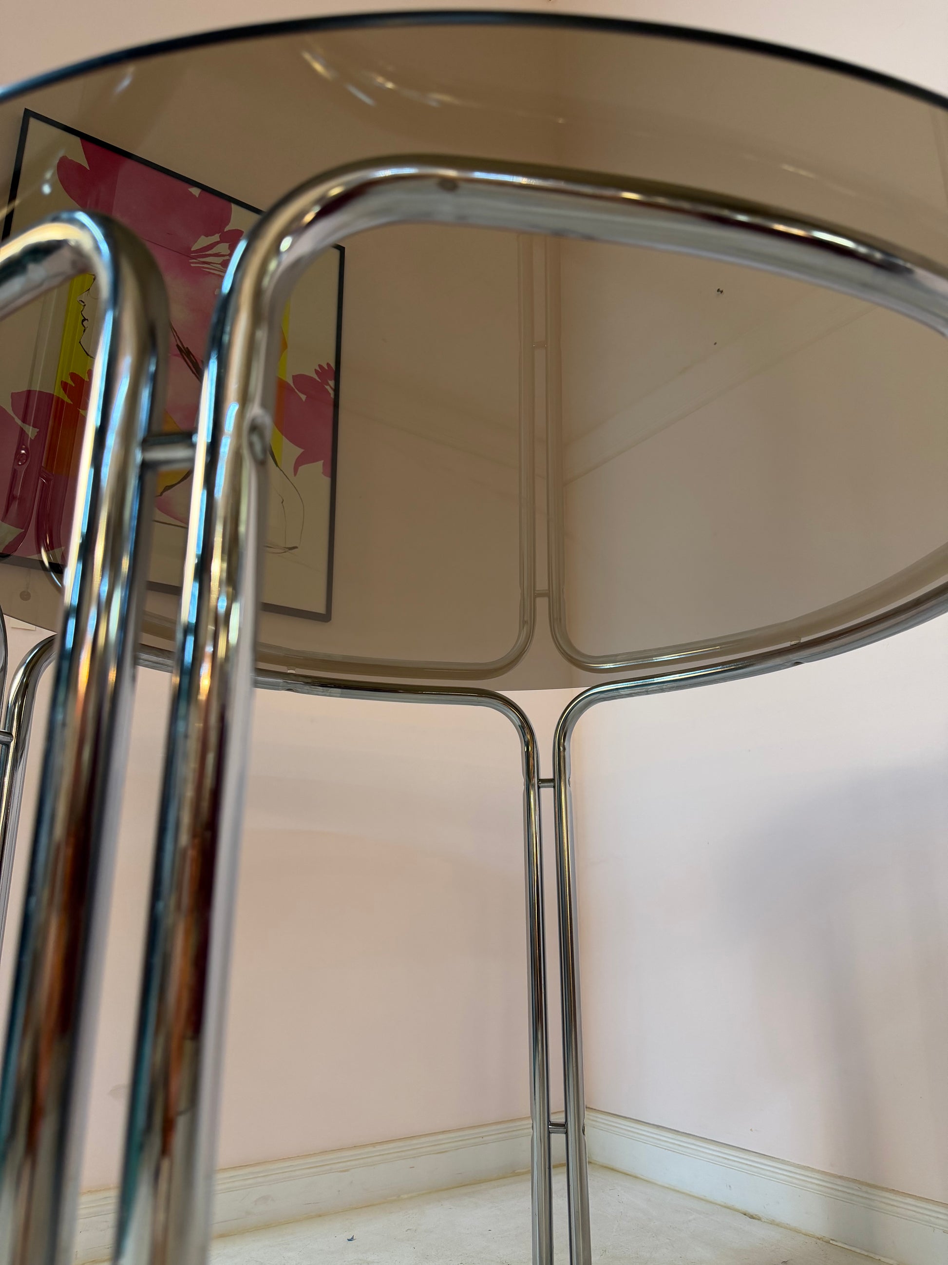 Esstisch Chrom und Rauchglas rund