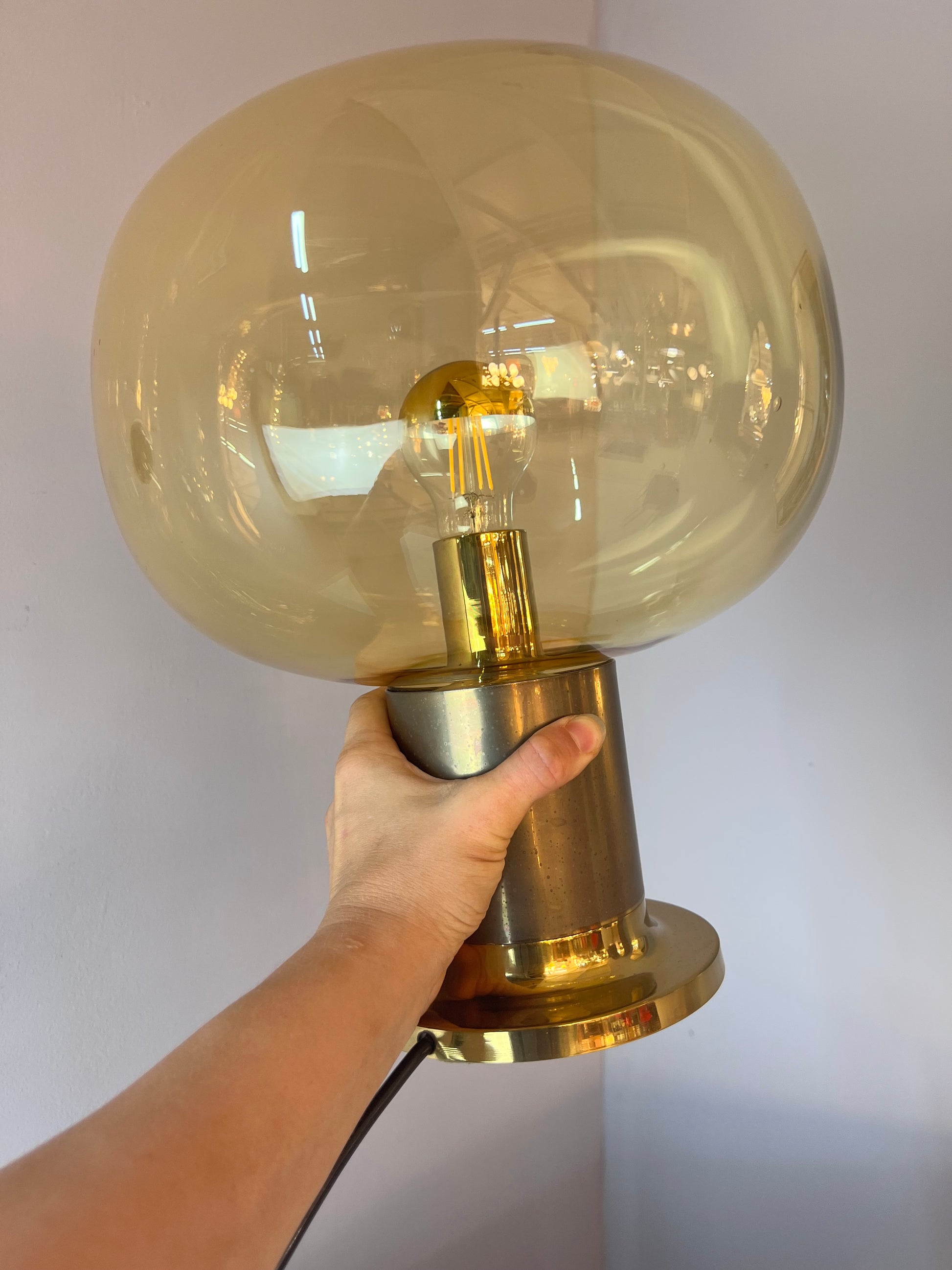 Tischlampe Messing Glas mundgeblasen
