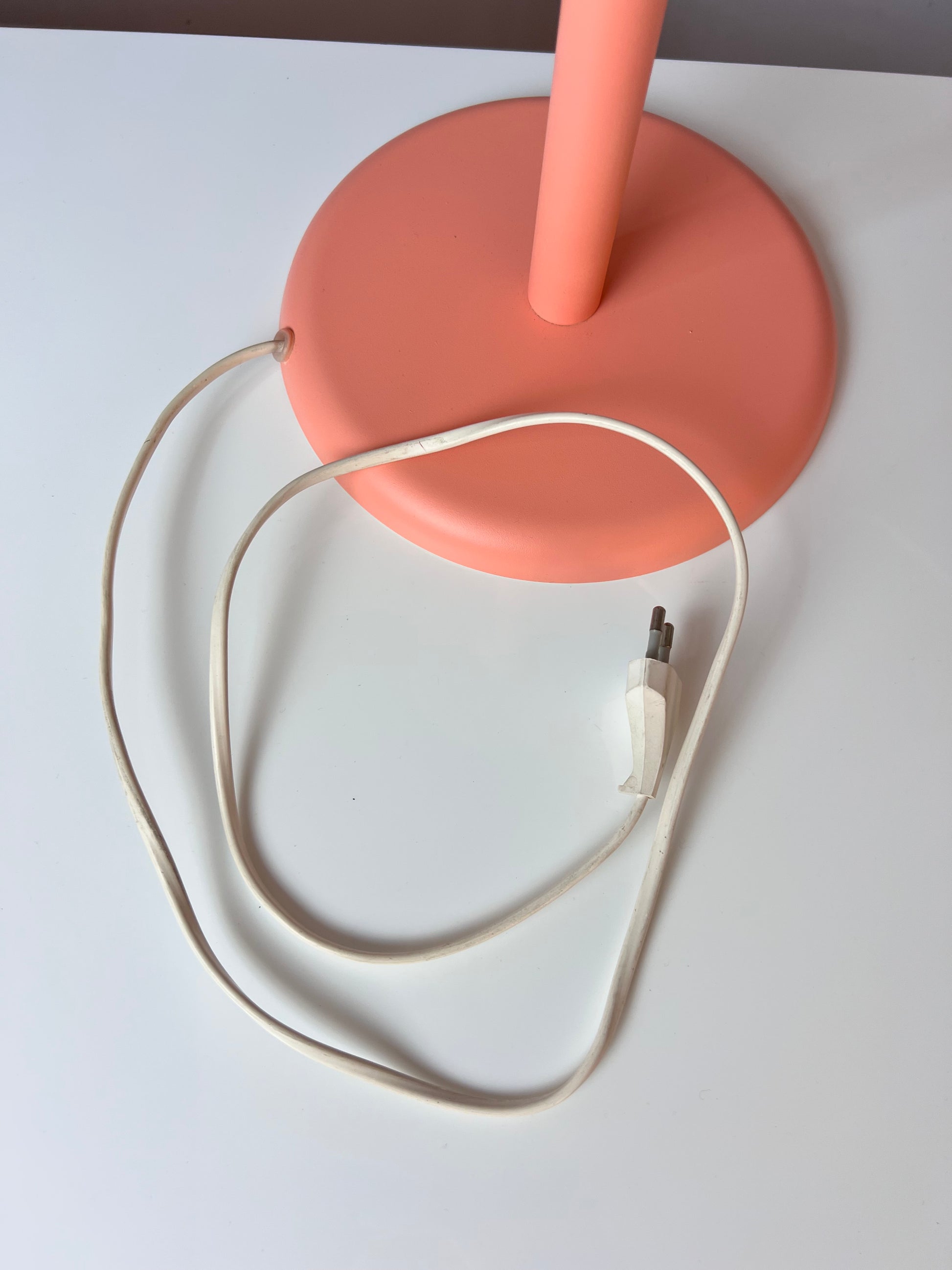 Tischlampe neu lackiert peach gelb