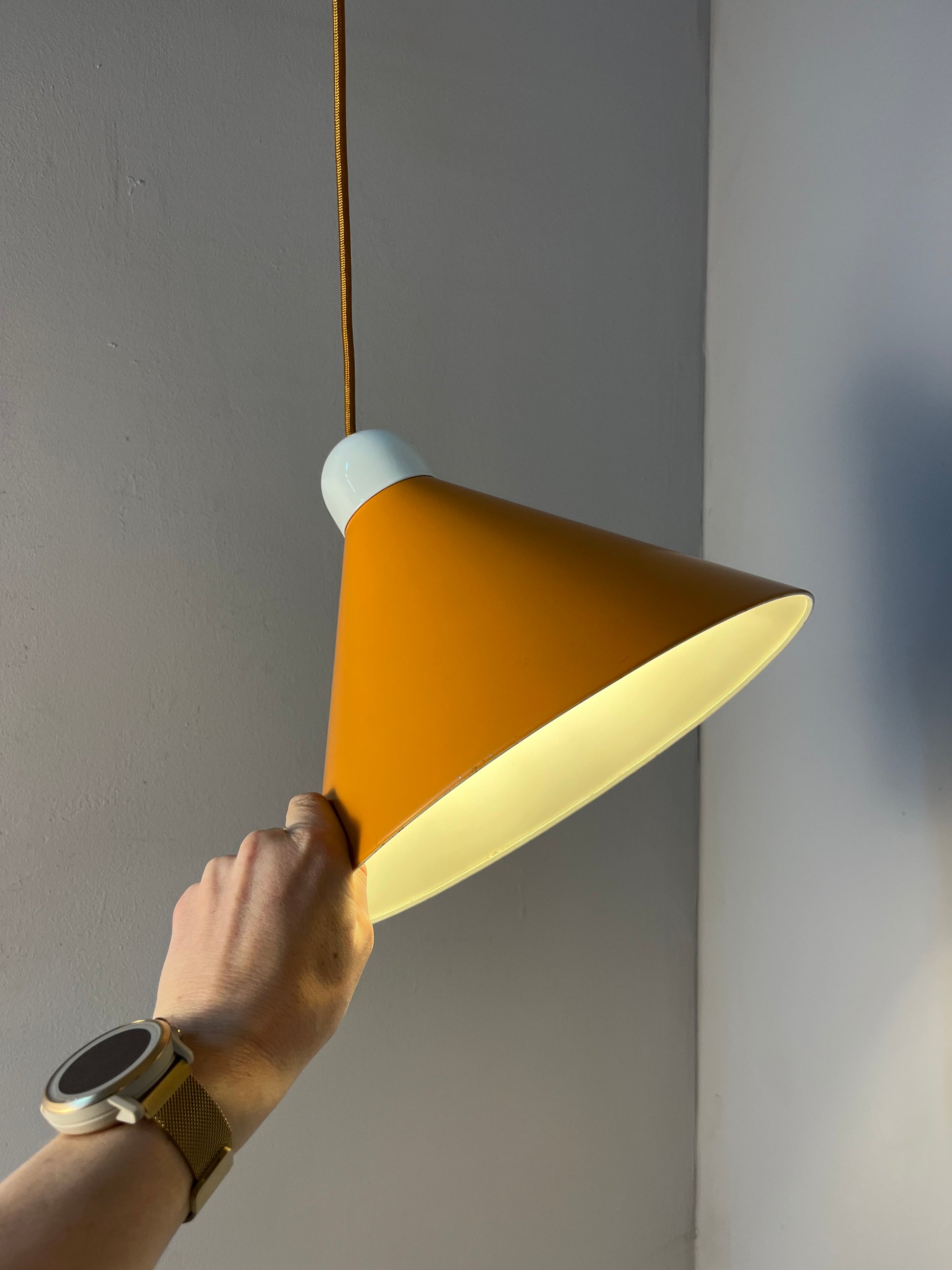 Hängelampe orange aus Dänemark