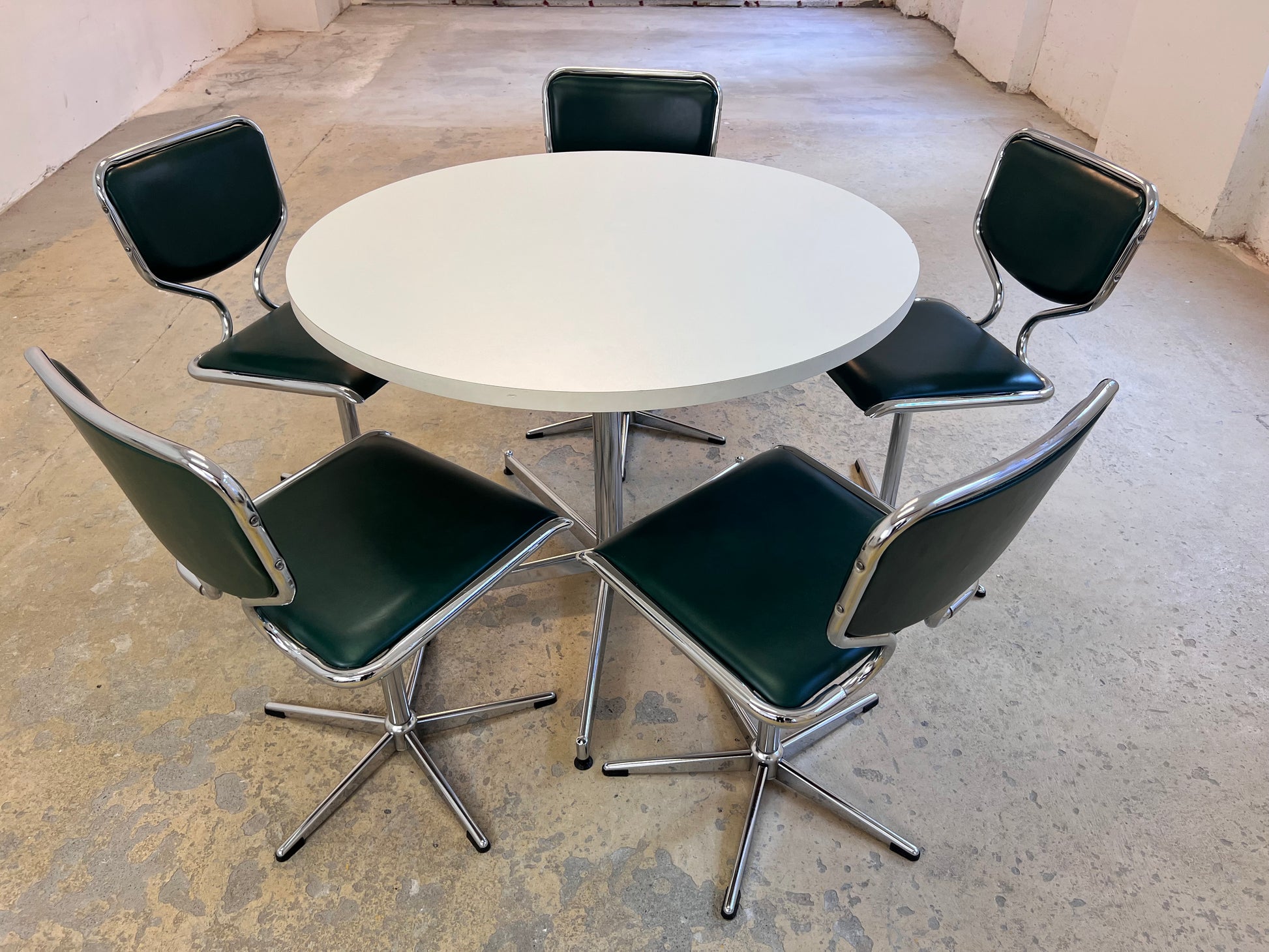Runder Esstisch weiß Chrom