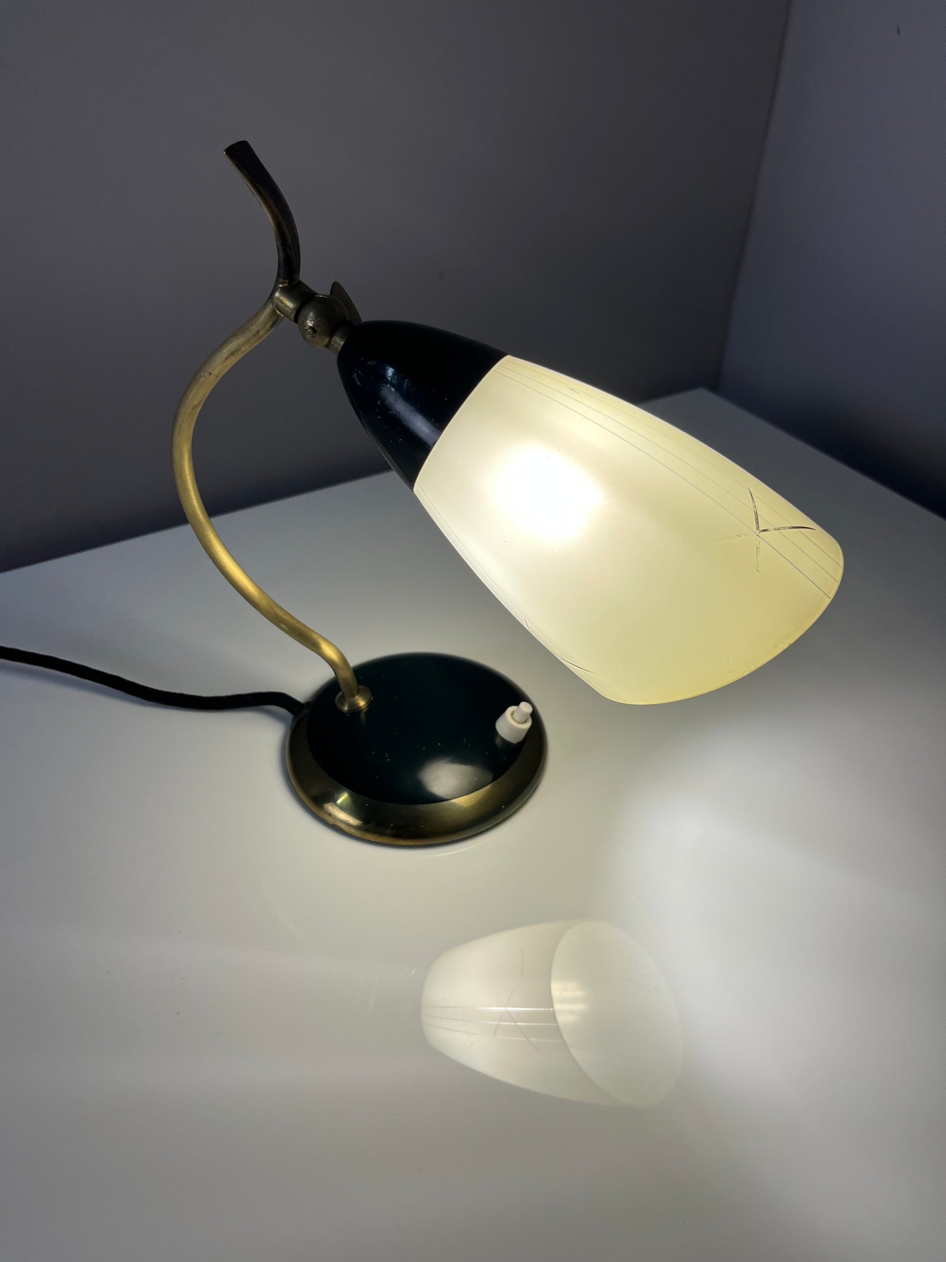 Tischlampe Messing Glas