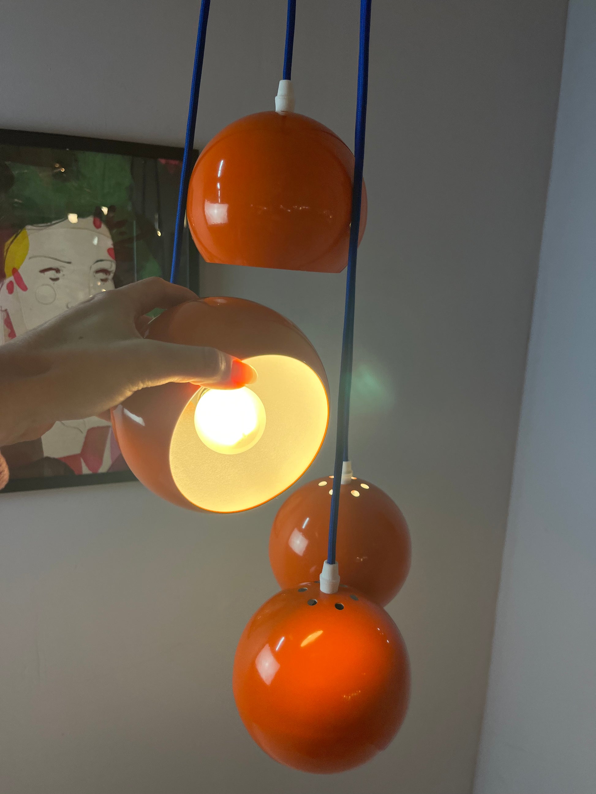 Kugellampe neu lackiert orange aus Dänemark